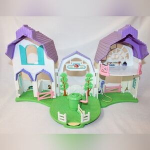 Fisher-Price Sweet Streets Country Riding Stable Playset- 2004